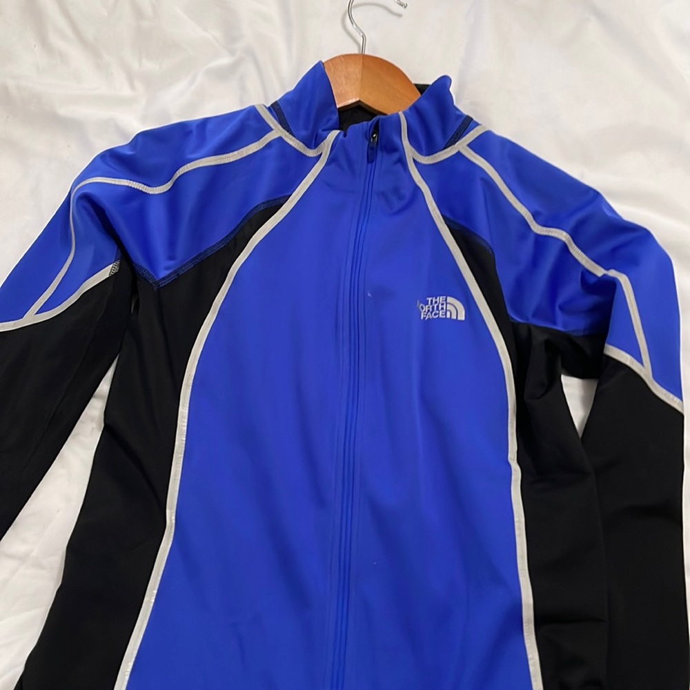 Northface running jacket flight series Size Small